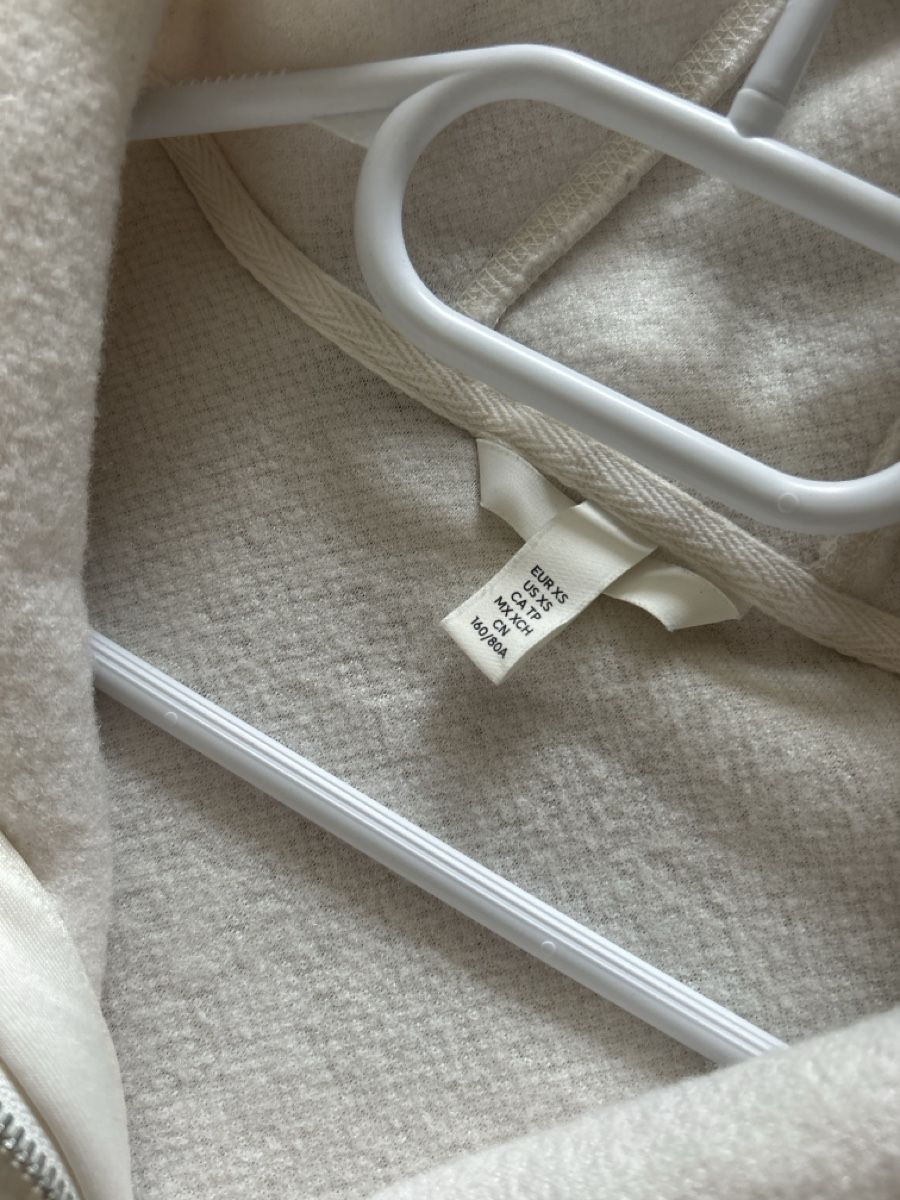 H&M Maglioni & Felpe: H&M Teddy Fleece – Usato da Solothurn venduto da frannnnca 2
