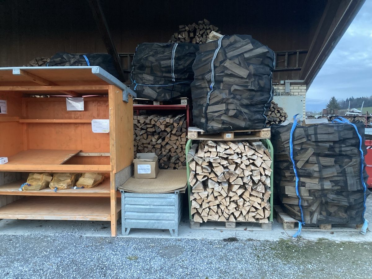 Articoli in legno: Brennholz Sterbund BUCHE – Nuovo (secondo la descrizione) da Ottikon venduto da martin130485 1