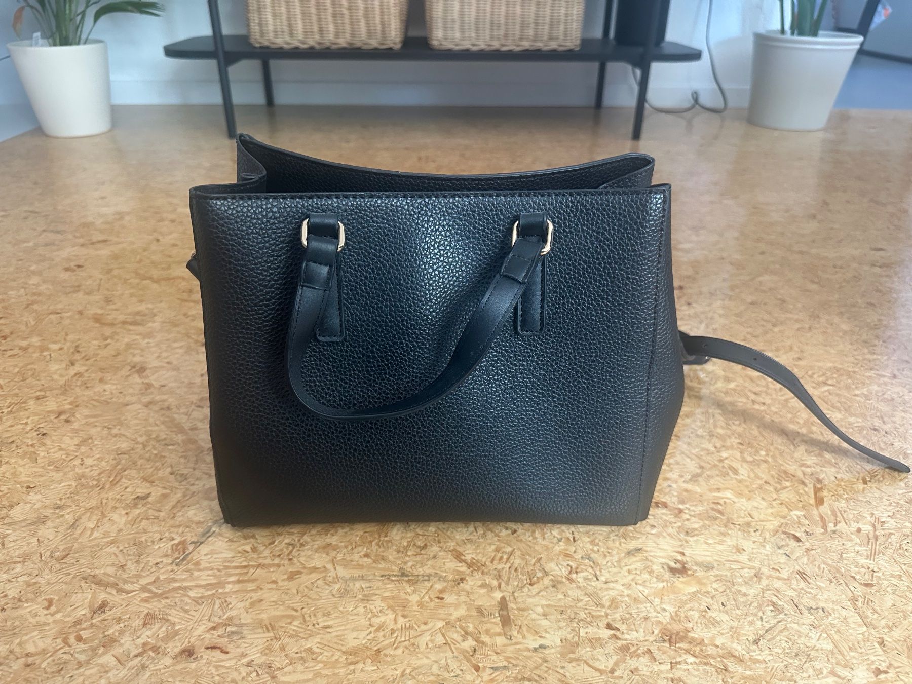 Valentino Taschen für Damen: Valentino Handtasche – Gebraucht aus Frauenfeld von sin_wb9c 1