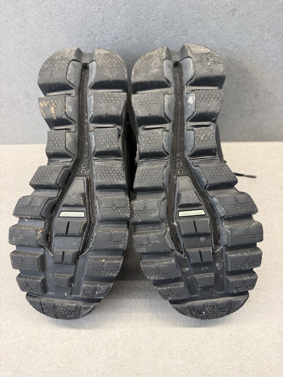 On Herrenschuhe: On Cloudrock Waterproof Wanderschuhe schwarz Grösse 40.5 – Gebraucht aus Niederrohrdorf von Mele1177 2