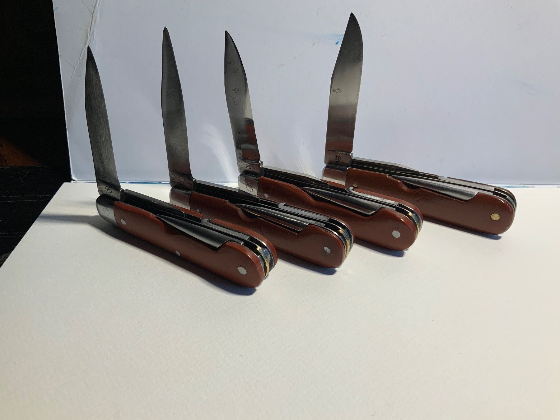 Militärmesser: Soldatenmesser – Gebraucht aus  von  1