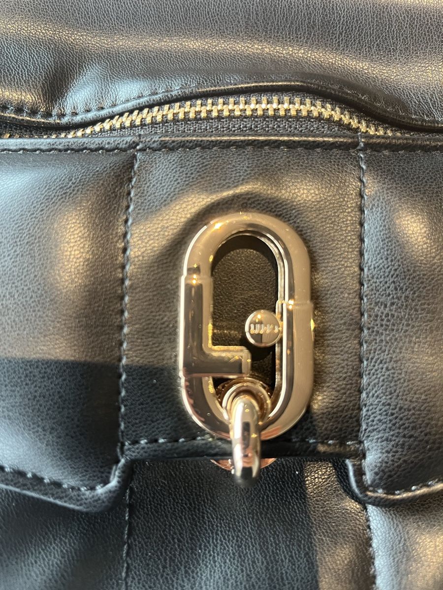 Liu Jo Borse da donna: Banana LiuJo avec porte clefs – Nuovo e nell'imballaggio originale da Fully venduto da Sassa68 1
