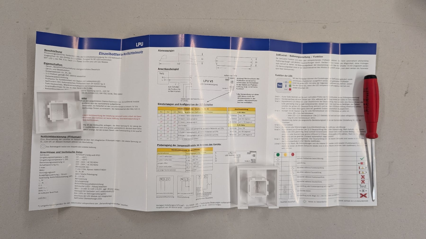 Lampadari & plafoniere: Notleuchte Typ KBU013SC Notbeleuchtung – Nuovo e nell'imballaggio originale da Volketswil venduto da mar_c5pv 5