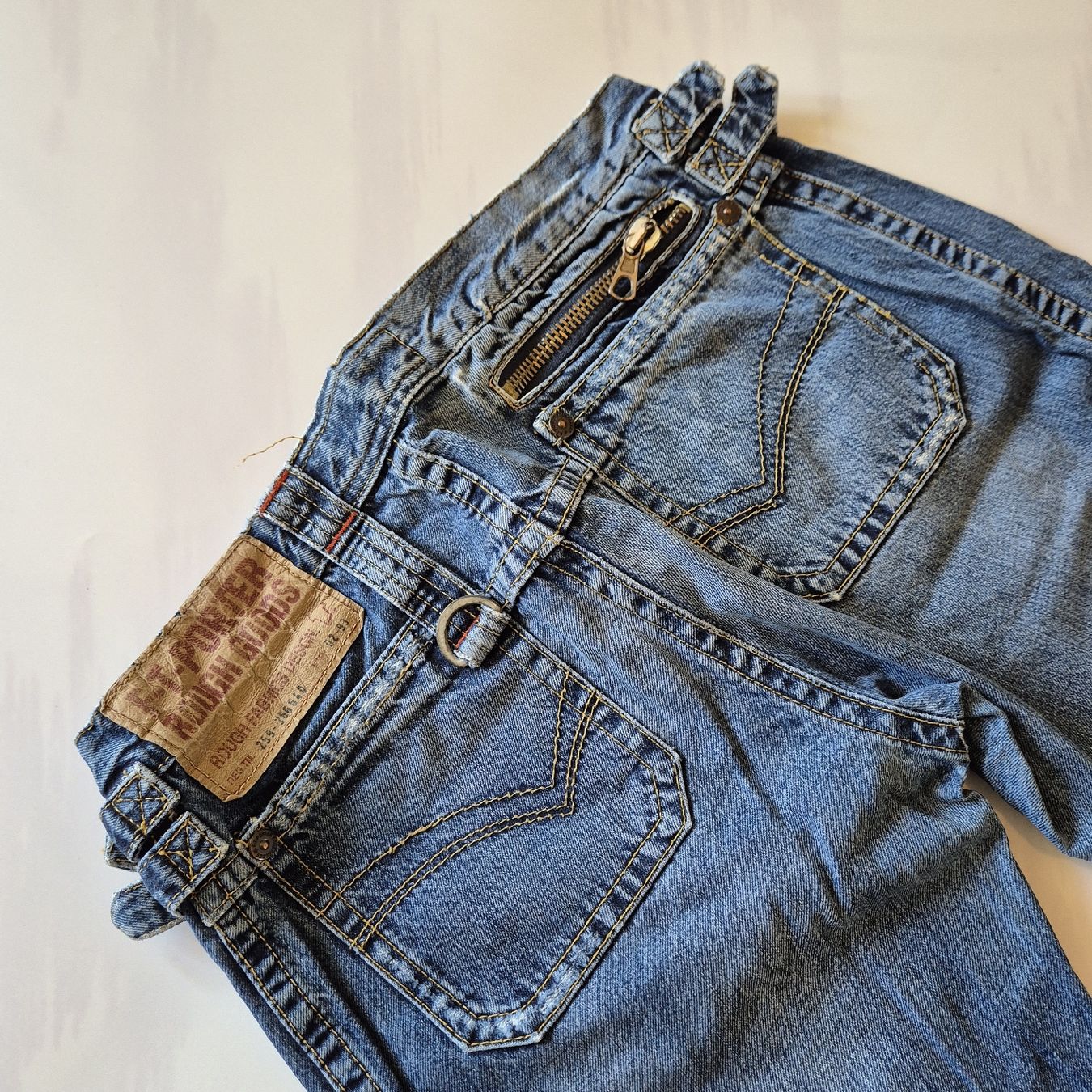 Jeans: Jean y2k vintage  – Usato da Versoix venduto da Lenas9 7