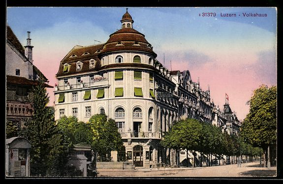 Cartoline postali: AK Luzern, Strasse mit Volkshaus – Usato da Berlin venduto da bartko-reher