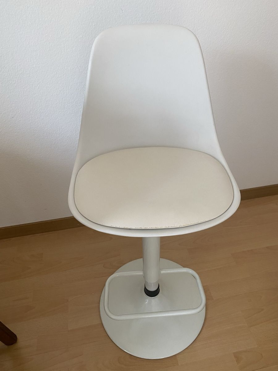 Sgabelli: 2 weisse Barhocker – Usato da Zürich venduto da jas_ok 1