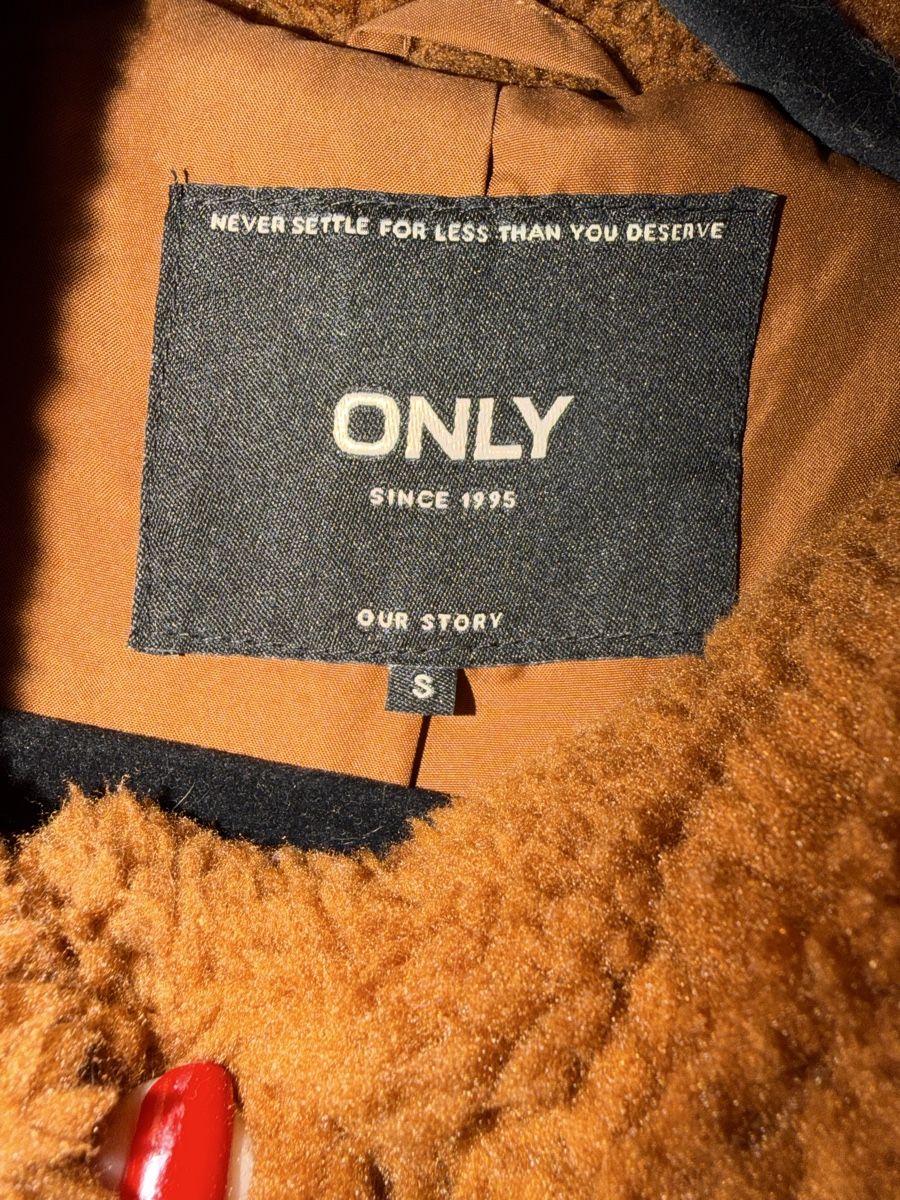 Only Giacche: ONLY Teddyjacke braun – Nuovo (secondo la descrizione) da Widnau venduto da Metzii51 1