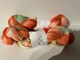 1Knäuel Handgefärbtes Lace Garn Pascuali