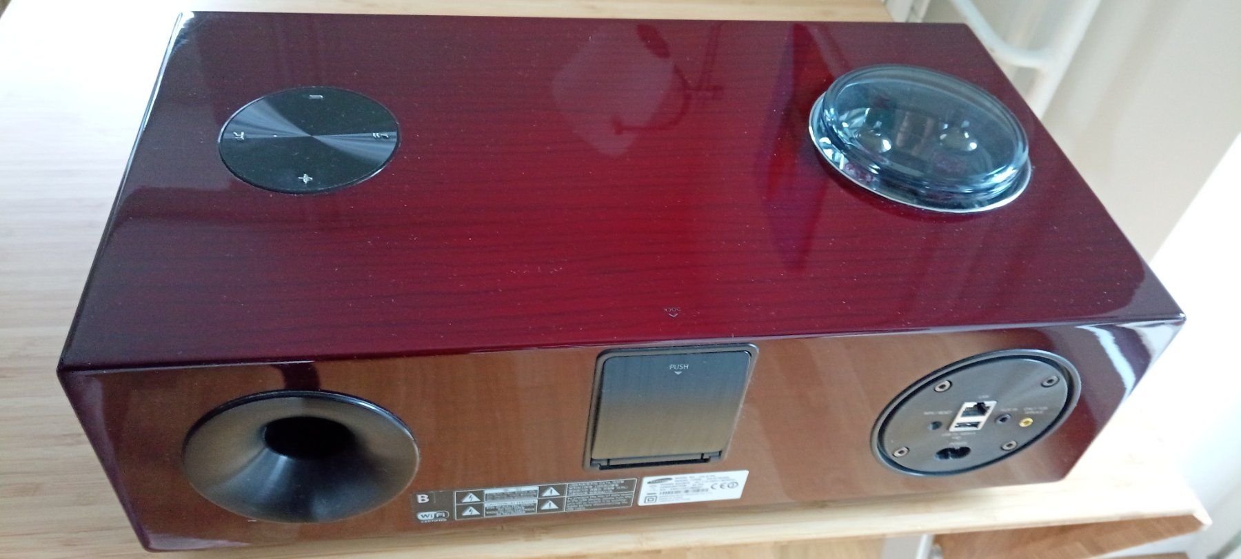 Samsung Docking station: Samsung DA-E750 Dock Bluetooth / Apple Airplay Lautspreche – Difettoso da Zürich venduto da lps7845 3