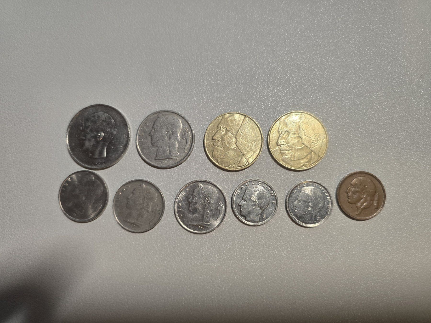 Tutti le monete: 10 Belgische Münzen – Usato da Steinerberg venduto da Bcsbcs 1