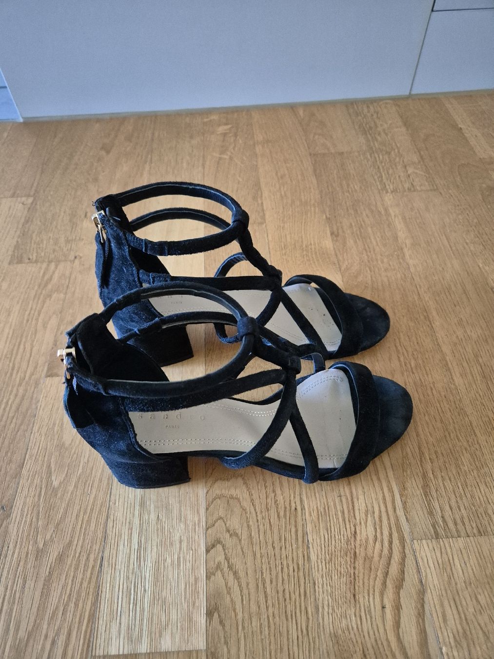 Sandro Scarpe da donna: Sandalen von Sandro, Grösse 38 – Usato da Uitikon Waldegg venduto da Knuesperli 1
