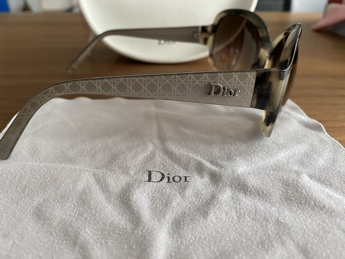 Dior Occhiali & Lenti: Dior Damen Sonnenbrille – Usato da Oberrohrdorf venduto da Desteny1 2