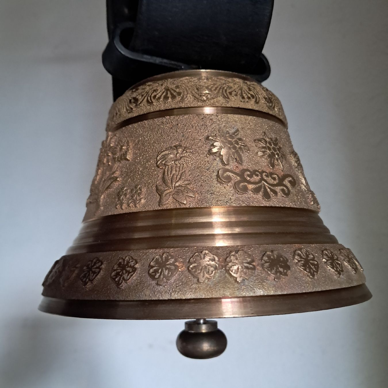 Campanacci mucche: NEUWERTIGE GLOCKE AARAU  – Usato da Murten venduto da SHETHOF 9