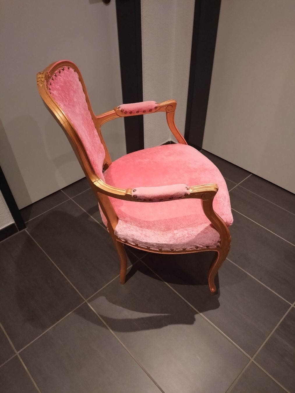 Poltrone: Polsterstuhl, pink – Usato da Ziefen venduto da Salamander64 1