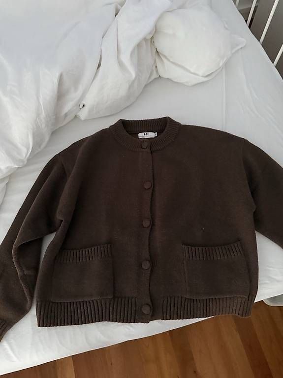 Giacche: Braune Strickjacke ,Grösse M – Usato da Dietlikon venduto da lizz.yy