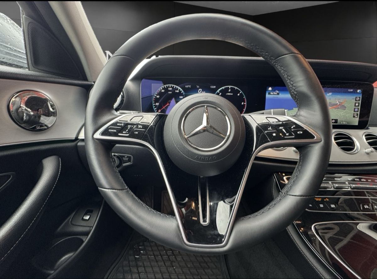 Mercedes-Benz Automobili: Mercedes-Benz E220d T Avantgarde 9G – Usato da Sennwald venduto da elegance_cars 6