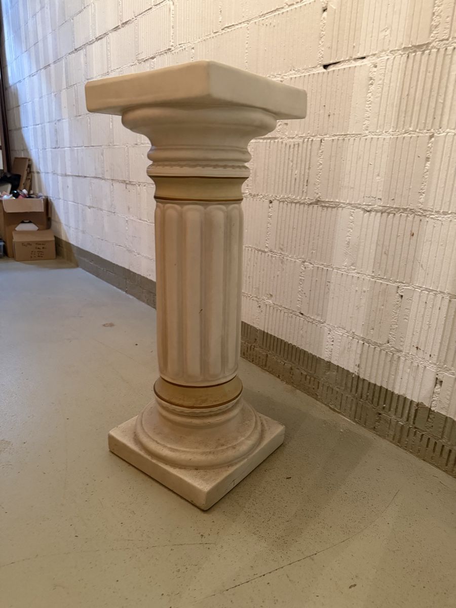 Sculptures & Statues: 2 Gartensäulen  – D'occasion à Schaffhausen par TesnoStudio 3