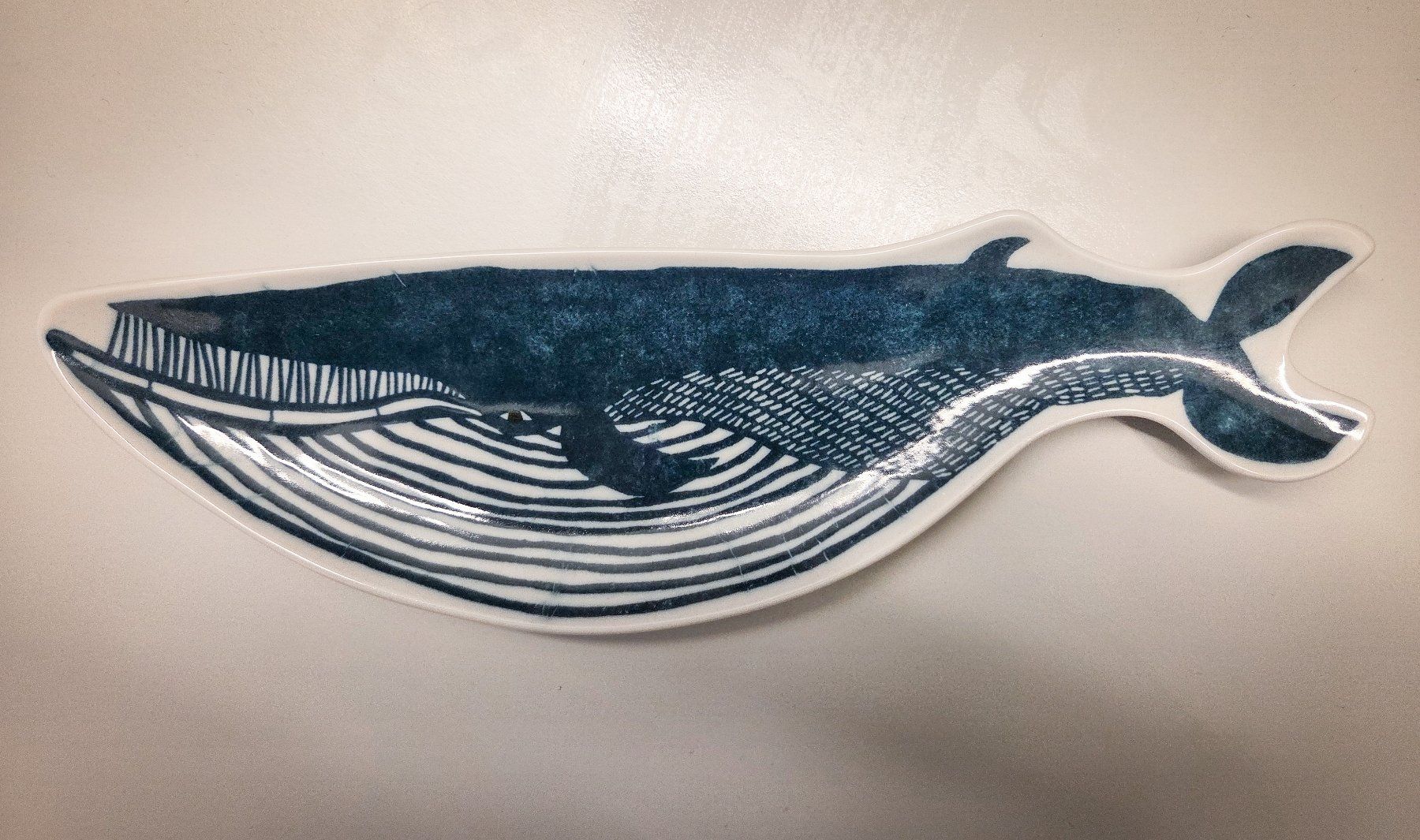 Seifenschalen: Keramikschale Walfisch – Gebraucht aus Bern von Maronii 1