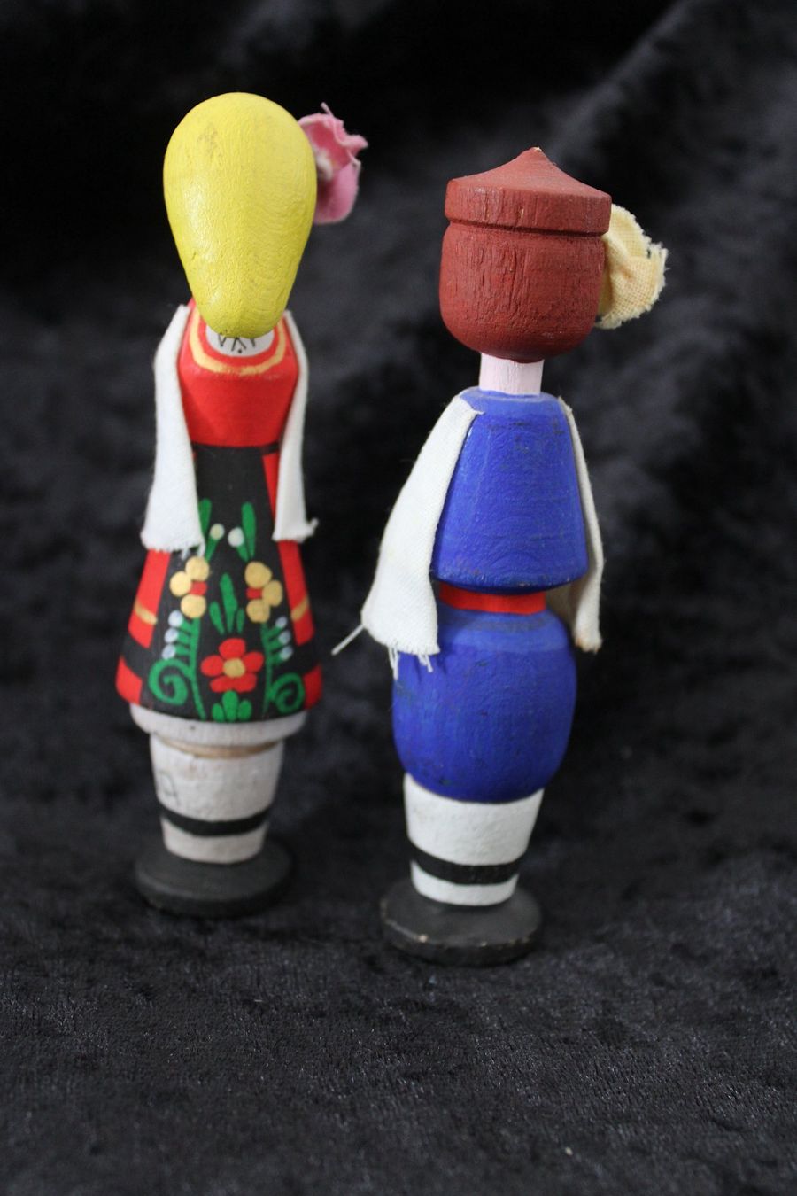 Statuette: 2 Holzfiguren Bulgarien, – Usato da Locarno venduto da fripui 3