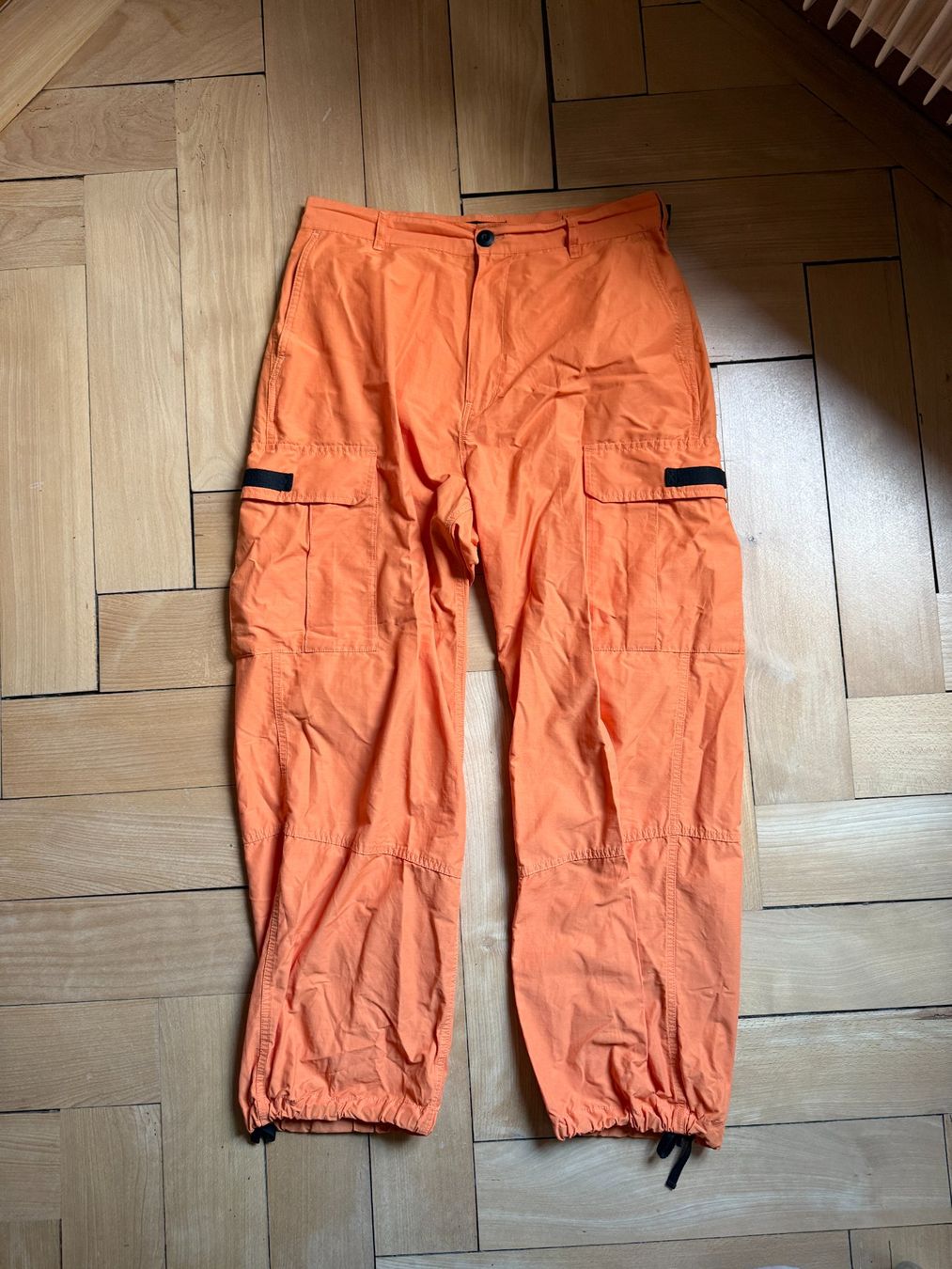Hosen: XLARGE - Track Pants Cargohose orange 34 – Gebraucht aus Zürich von Diazaio
