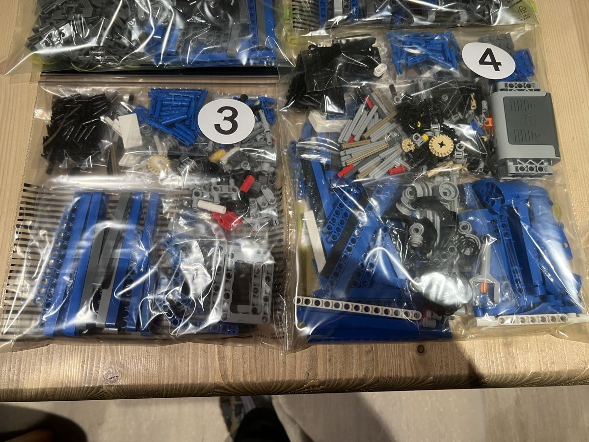 Lego Kit di costruzioni: LEGO TECHNIC 42042 - Crawler Crane – Usato da airolo venduto da unimo78 4