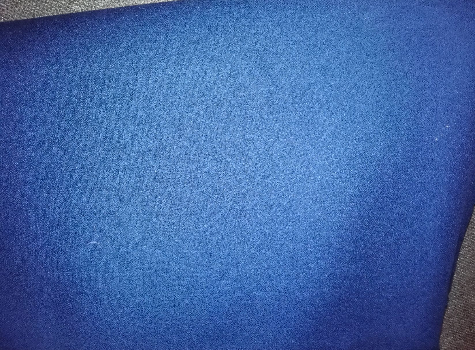 Tissus: 2m Coton bleu roi - Atelier de la création – Neuf (Voir description) à Les Monts-de-Pully par Pauline_B