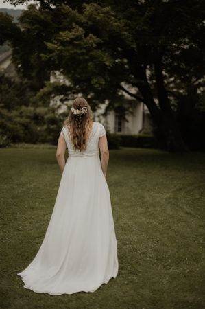 Schönes Schwangerschaftsbrautkleid Gr. 44 Spitze Boho Vin