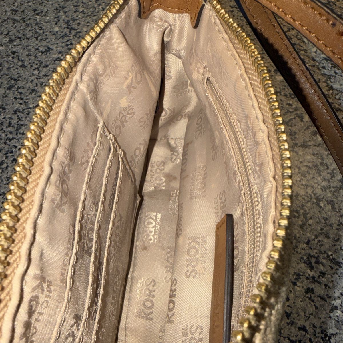 Michael Kors Taschen für Damen: Michael Kors clutch bag monogram beige leather – Gebraucht aus Basel von aaegh 5