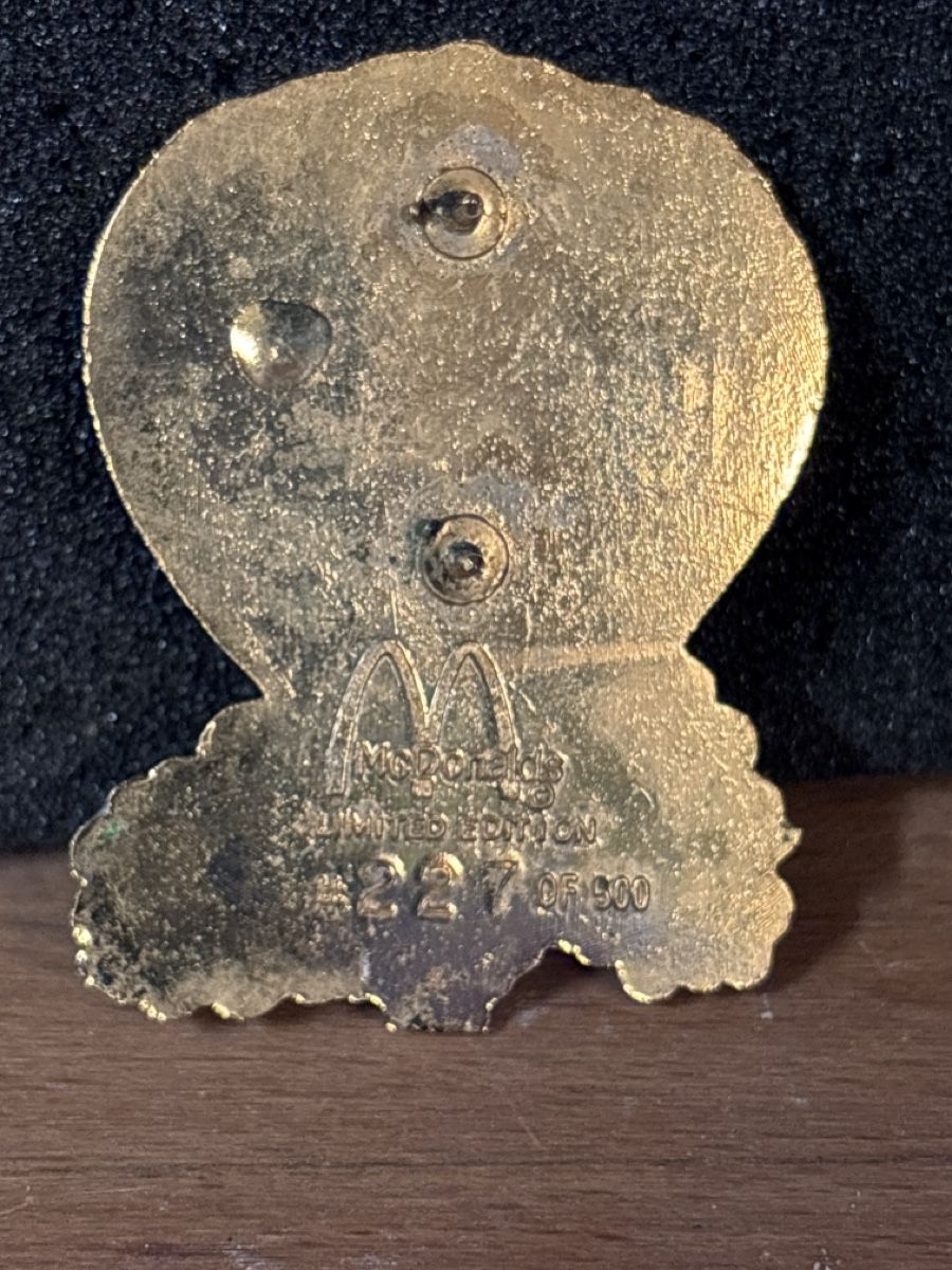 Plaquettes & Badges: Mc Donald Pin – D'occasion à Matzingen par old_d9bv 2