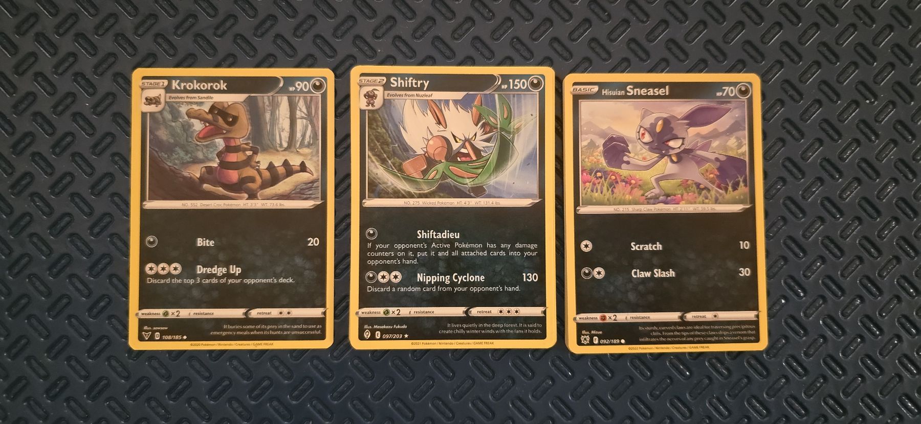 Pokémon Carte collezionabili: 22 Cartes Pokémon type ombre – Usato da Ménières venduto da Paprikaz34