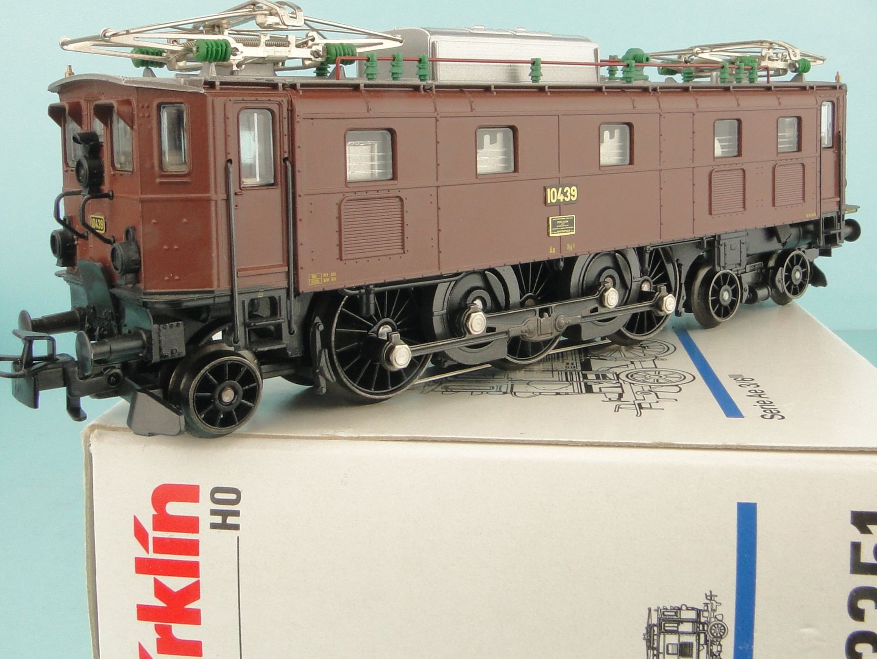 Märklin Modellini di ferrovie: Märklin 3351 Ae 3/6 – Usato da Bülach venduto da cann11