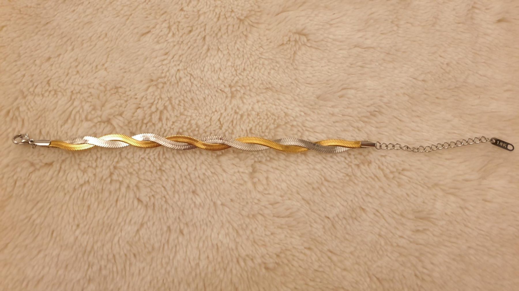 Bracciali & Braccialetti: Armband mit Schlangenkette – Nuovo e nell'imballaggio originale da Würenlos venduto da Abracadabra26 2
