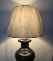 Elegante Tischlampe, Stoffschirm, neuwertig!