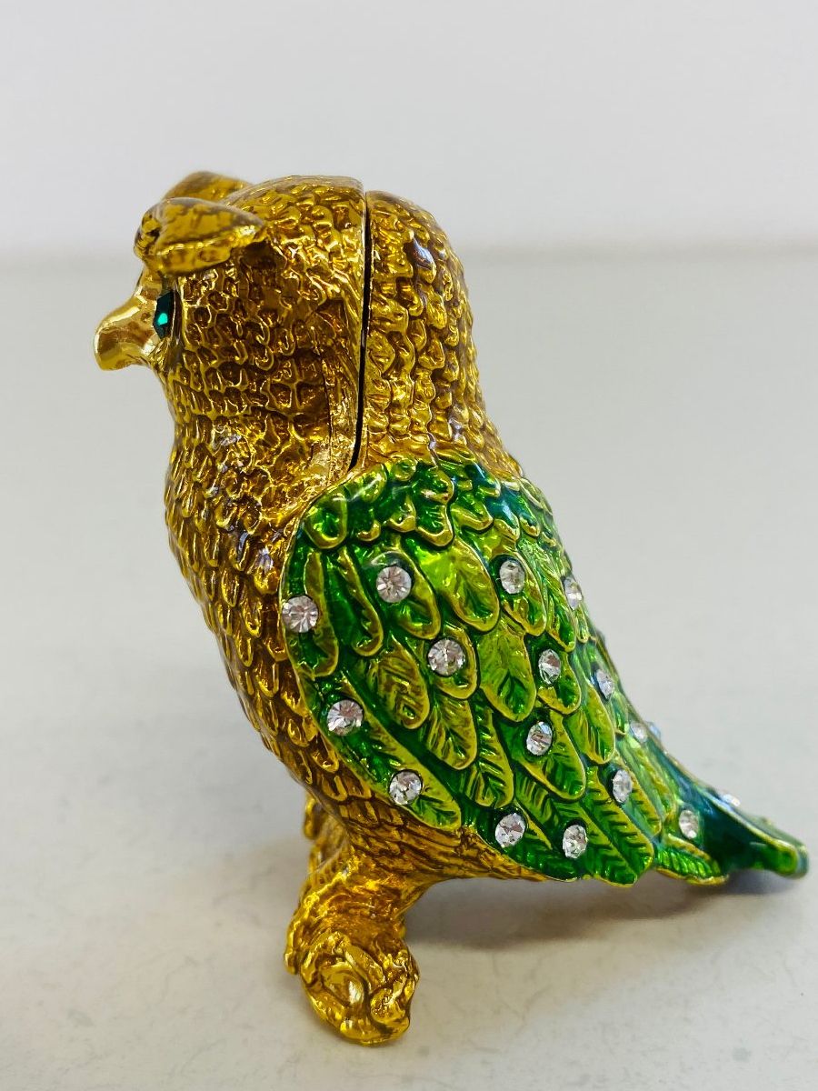 Portagioie: Kleine Schmuckdose Eule goldfarben mit Strass-Steinen – Usato da Niederhelfenschwil venduto da Chleeblatt1938 1