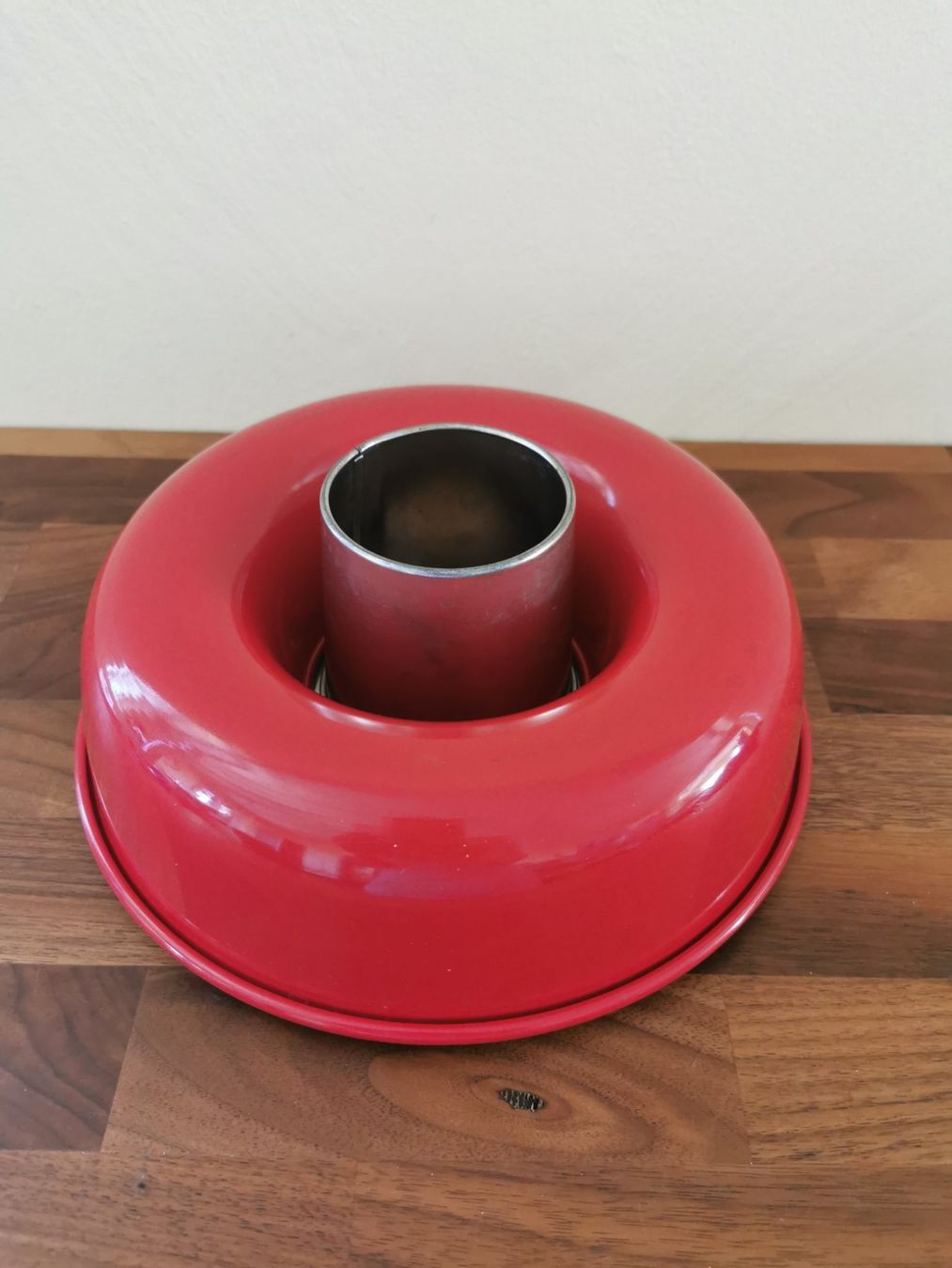 Teglie da forno: Kranzform / Guggelhupf / Backform Durchmesser 22.5cm – Usato da Boniswil venduto da Totomat-Lady2