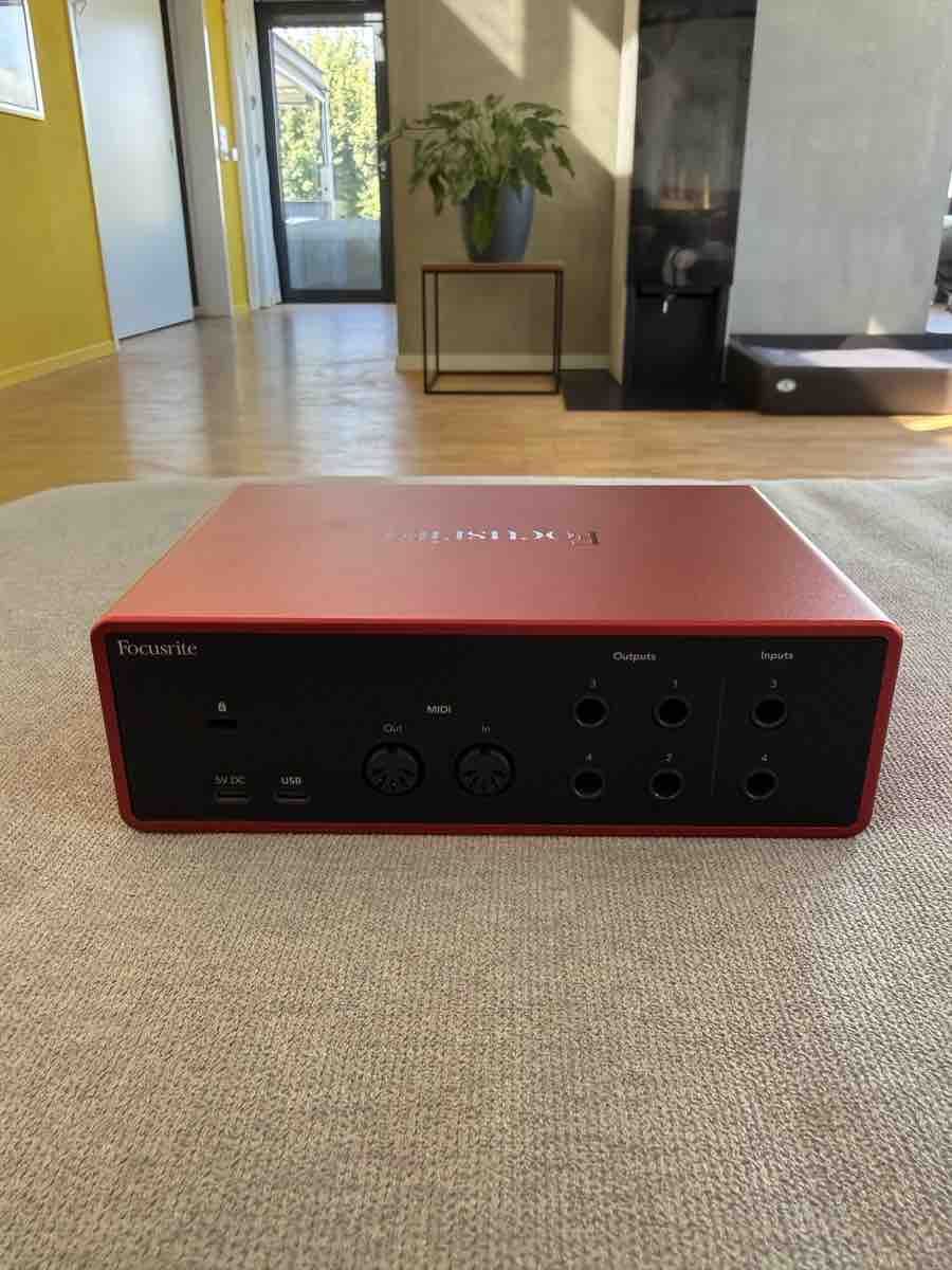 Focusrite Equipement studio: Focusrite Scarlett 2i4 USB Audio Interface – Neuf (Voir description) à Kestenholz par aaron.valentin