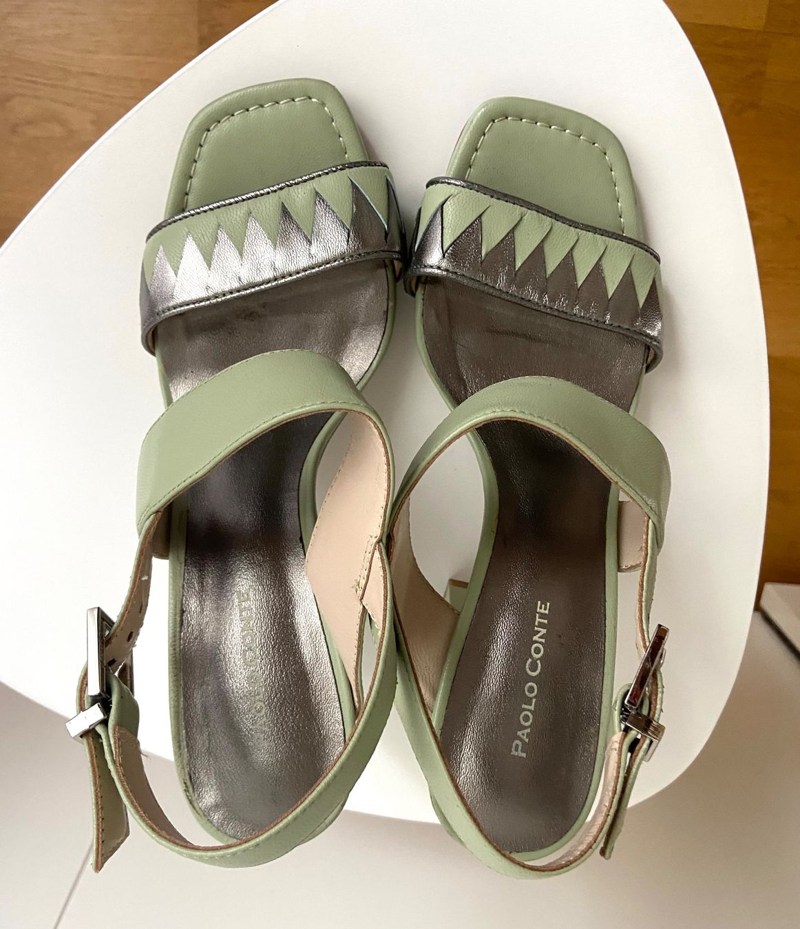 Scarpe da donna: Ledersandalen (37) – Nuovo (secondo la descrizione) da Wallisellen venduto da val_mtp5 1