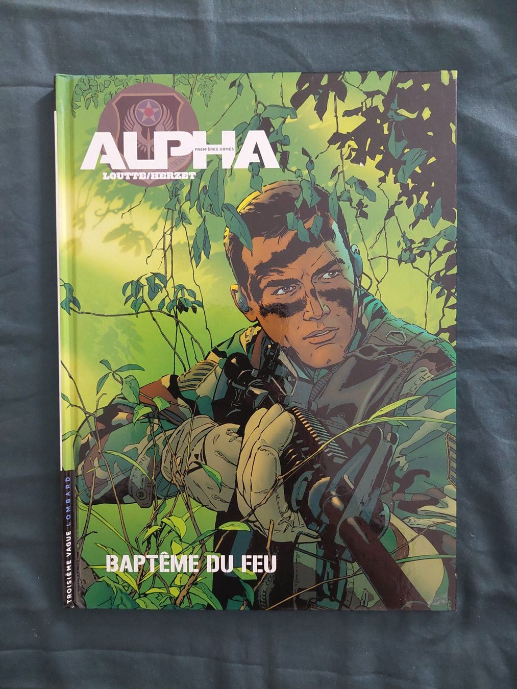 Fumetti: Alpha 1ère Armes T.1 Baptême du Feu EO 2010 TBE – Usato da Genève venduto da Blu_BD