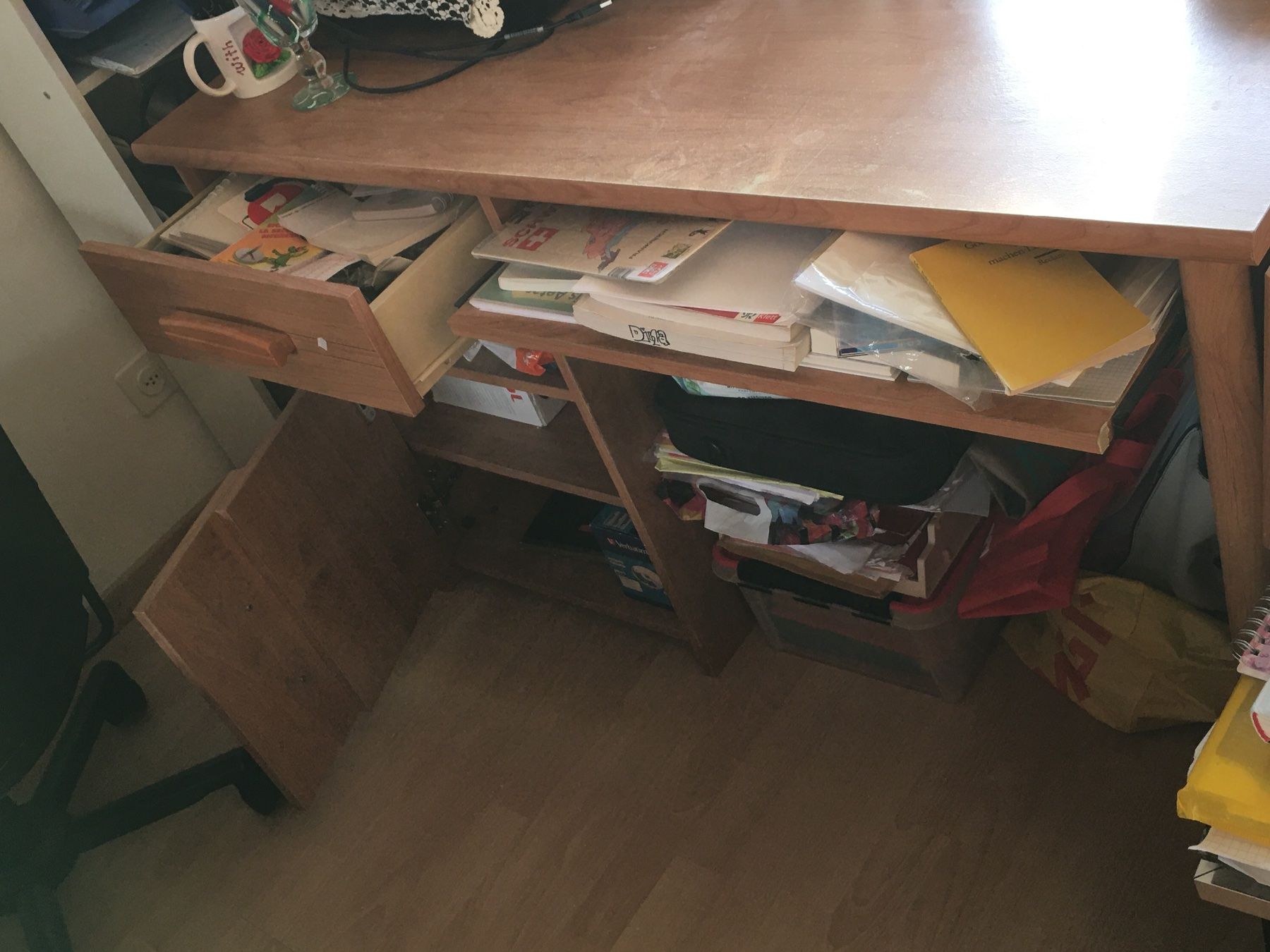 Bureaux: Bürotisch grössenverstellbar – D'occasion à Suhr par mar_6lb7 1