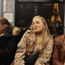 Profile image of hannah_dem