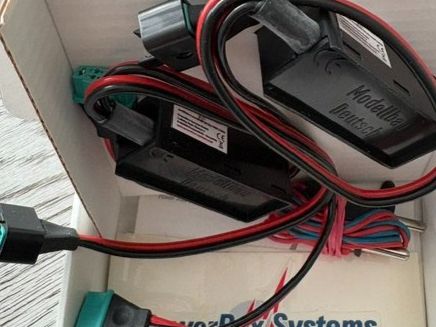 RC Kits de montage: Power Box Systems / PowerSwitch Set – Neuf avec emballage d'origine à Würenlingen par Delfinli1 2