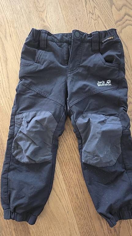 Hosen: jack wolfskin rascal hose gr. 104 – Gebraucht aus Niederwangen BE von Hmela