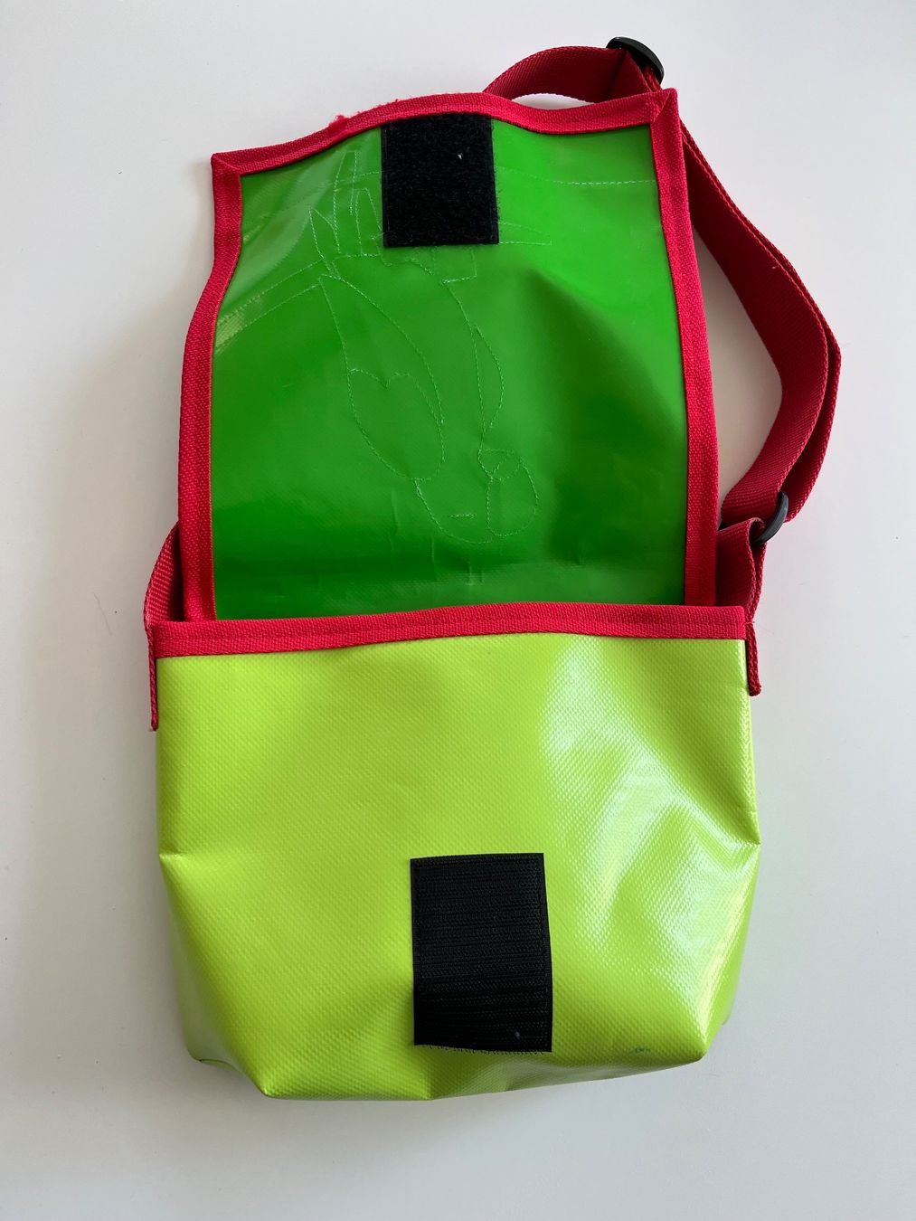 Borse & Zaini: Süsse Kindergartentasche Papagei – Nuovo (secondo la descrizione) da Zollikerberg venduto da Loris810 1