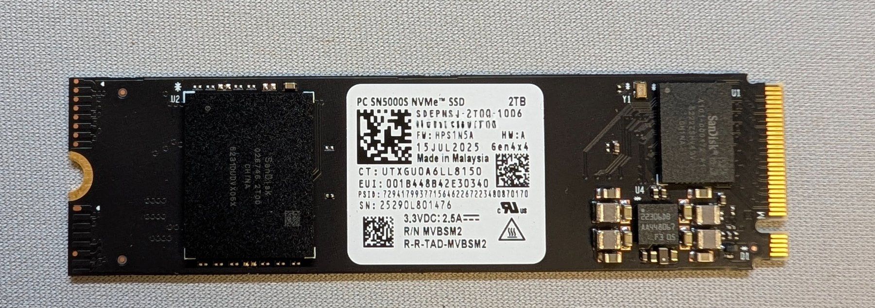 Sandisk Dischi rigidi: SanDisk 2TB NVMe 4x4 SSD - 6000MB/s Seq. Read – Nuovo (secondo la descrizione) da Pfäffikon ZH venduto da ember_syn7 1