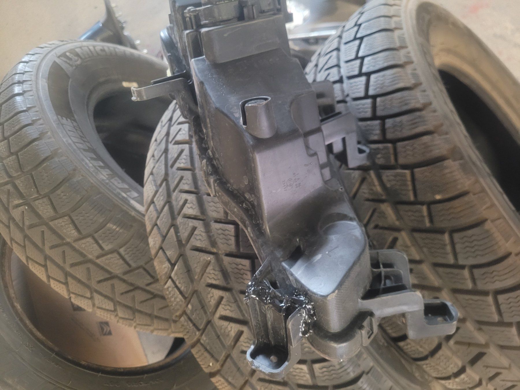 Hyundai Tutti pezzi di ricambio auto: HYUNDAI  I30  LEUCHTE  LINKS – Usato da Elsau venduto da Egger59 1