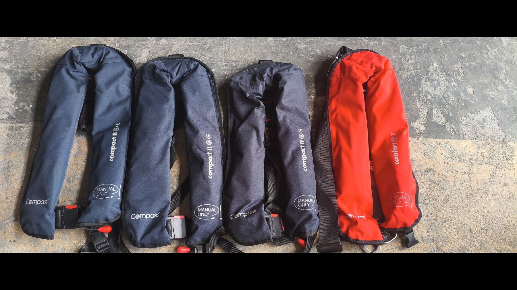 Schwimmwesten: gilet de sauvetage  – Gebraucht aus Yvonand von jmp_2hbr