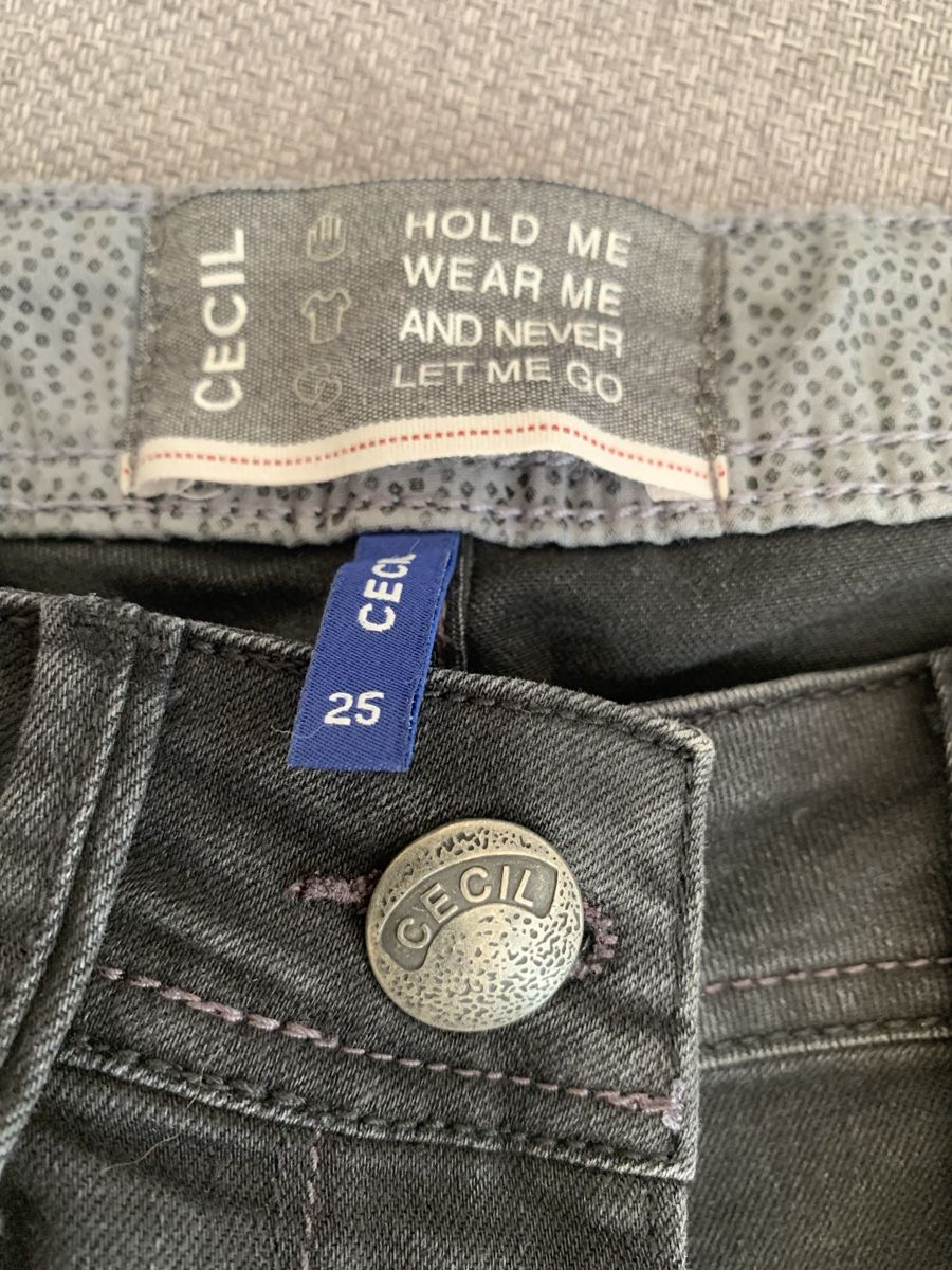 Cecil Jeans: Cecil - Jeans neuwertig Gr. 25 – Nuovo (secondo la descrizione) da Vinelz venduto da sa_s
