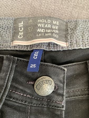 Cecil - Jeans neuwertig Gr. 25