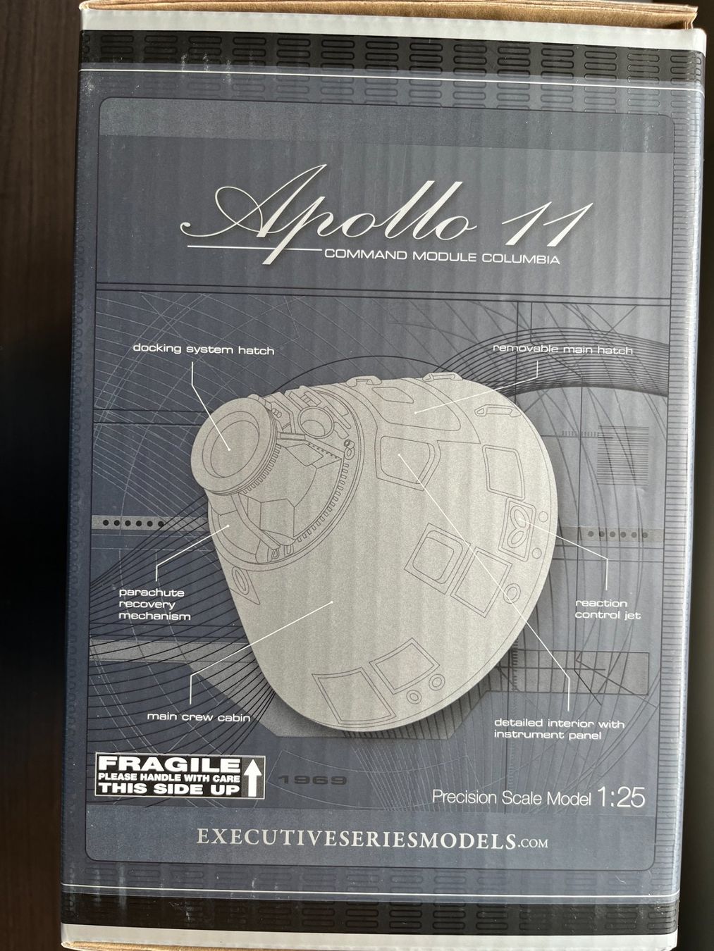 Modellbausätze & Standmodelle: Apollo 11 Command Module Model 1:25 NASA OVP Limited Edition – Neu und originalverpackt aus Lausen von Runway28 7