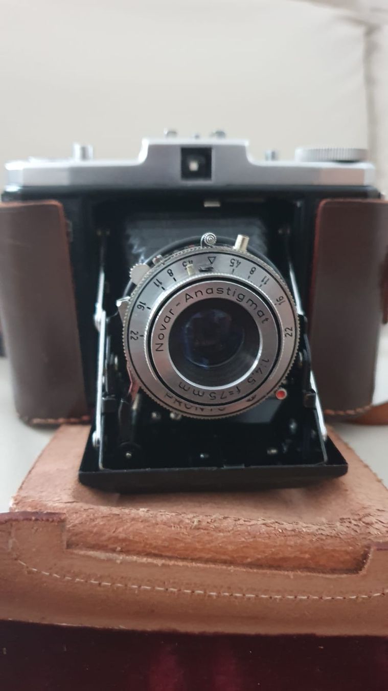 Zeiss Fotocamera: macchina fotografica – Usato da Luzern venduto da PAPPALARDO1955 2